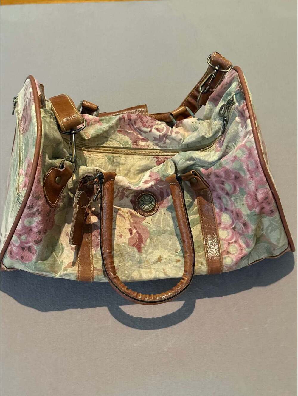 Vintage Floral Tapestry Weekender Bag – Sage Green & Dusty Faux Leather Trim